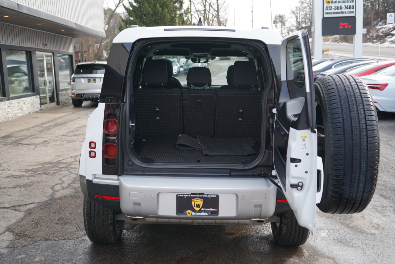 Land Rover Defender 110 P300 S 2025