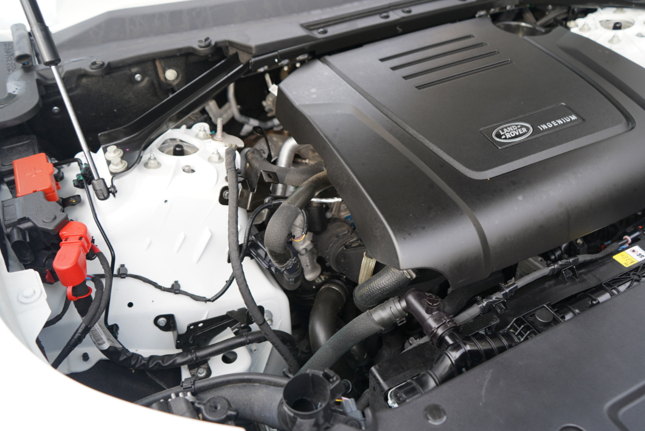 Land Rover Defender 110 P300 S 2025