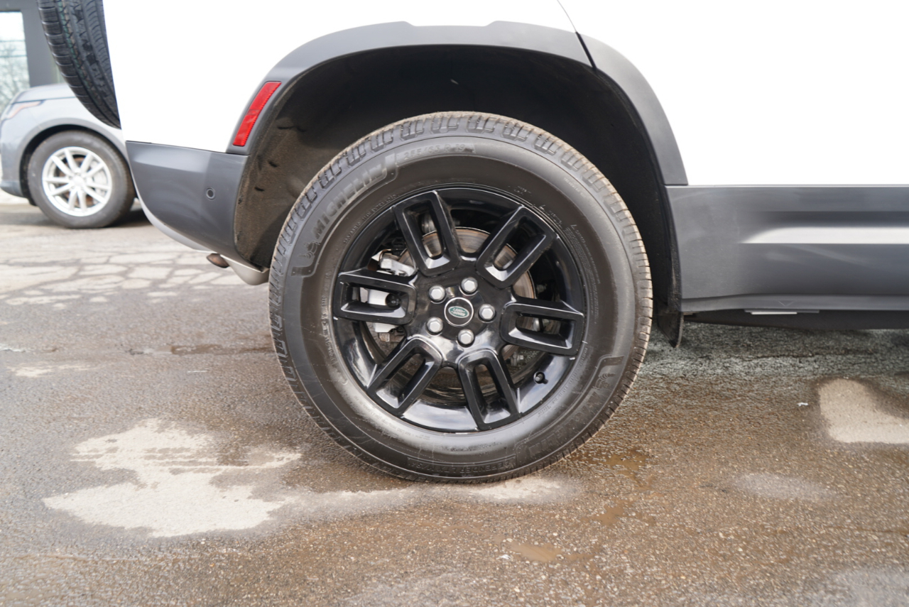 Land Rover Defender 110 P300 S 2025