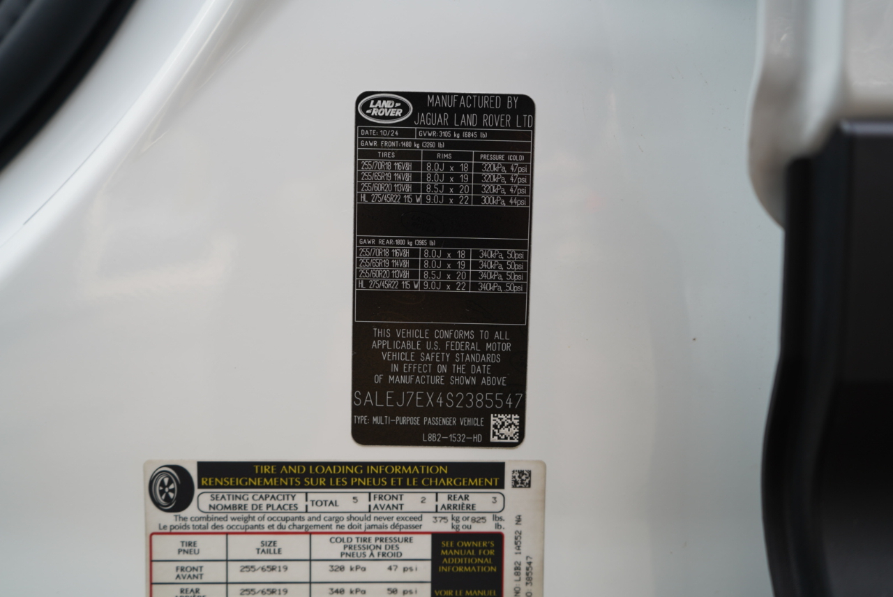 Land Rover Defender 110 P300 S 2025