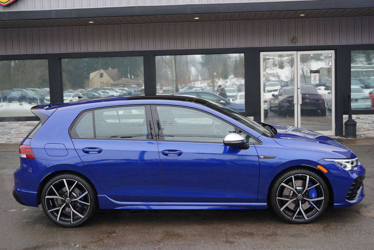 Volkswagen Golf R 2.0T Manual w/DCC/Nav 2023