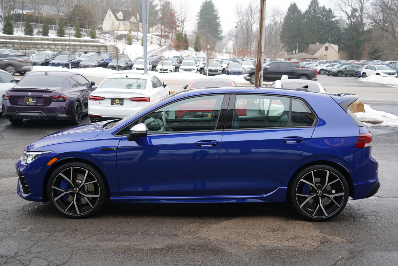 Volkswagen Golf R 2.0T Manual w/DCC/Nav 2023