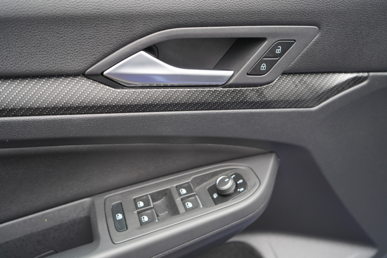 Volkswagen Golf R 2.0T Manual w/DCC/Nav 2023