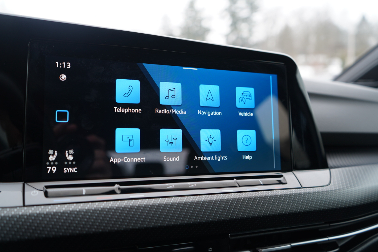 Volkswagen Golf R 2.0T Manual w/DCC/Nav 2023