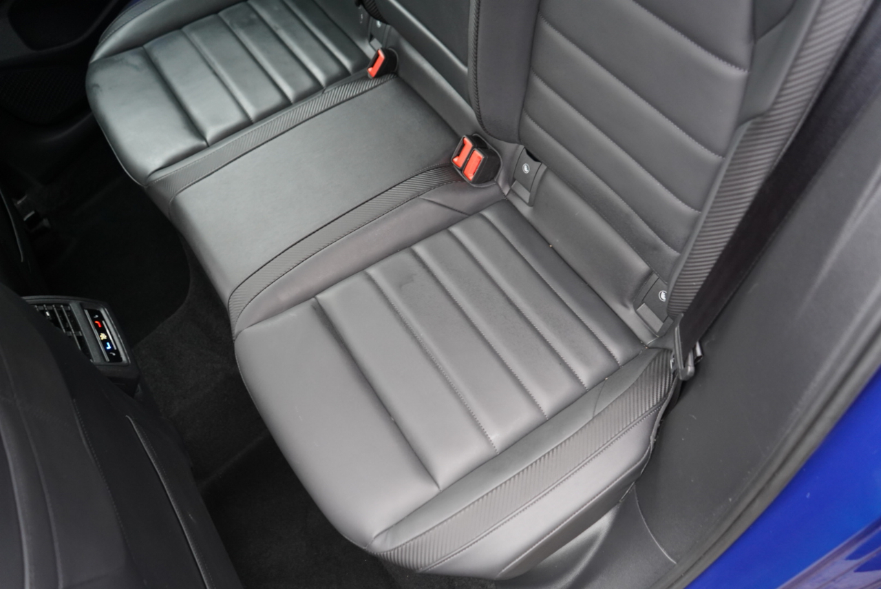 Volkswagen Golf R 2.0T Manual w/DCC/Nav 2023