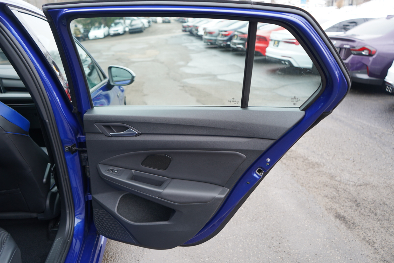 Volkswagen Golf R 2.0T Manual w/DCC/Nav 2023