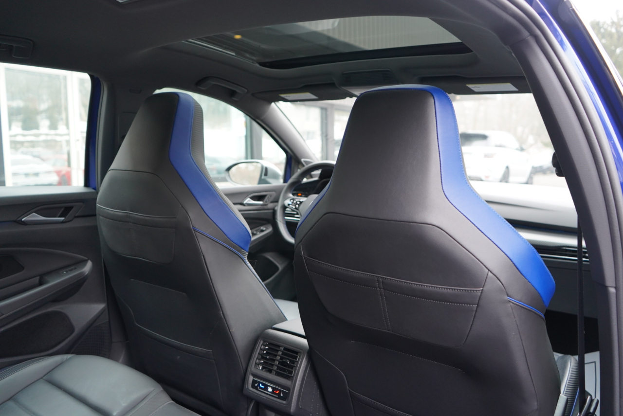 Volkswagen Golf R 2.0T Manual w/DCC/Nav 2023