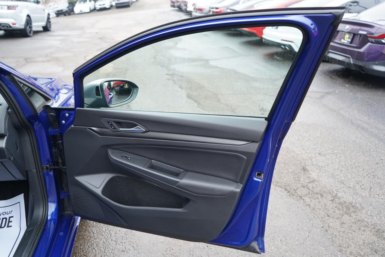 Volkswagen Golf R 2.0T Manual w/DCC/Nav 2023