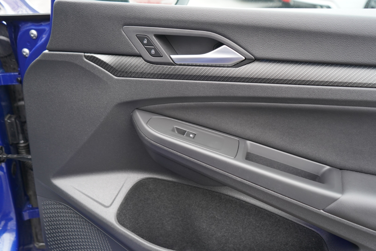 Volkswagen Golf R 2.0T Manual w/DCC/Nav 2023