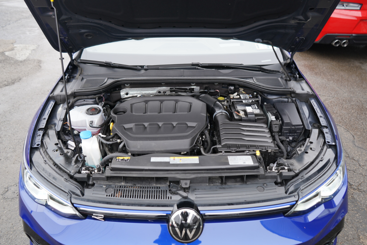 Volkswagen Golf R 2.0T Manual w/DCC/Nav 2023