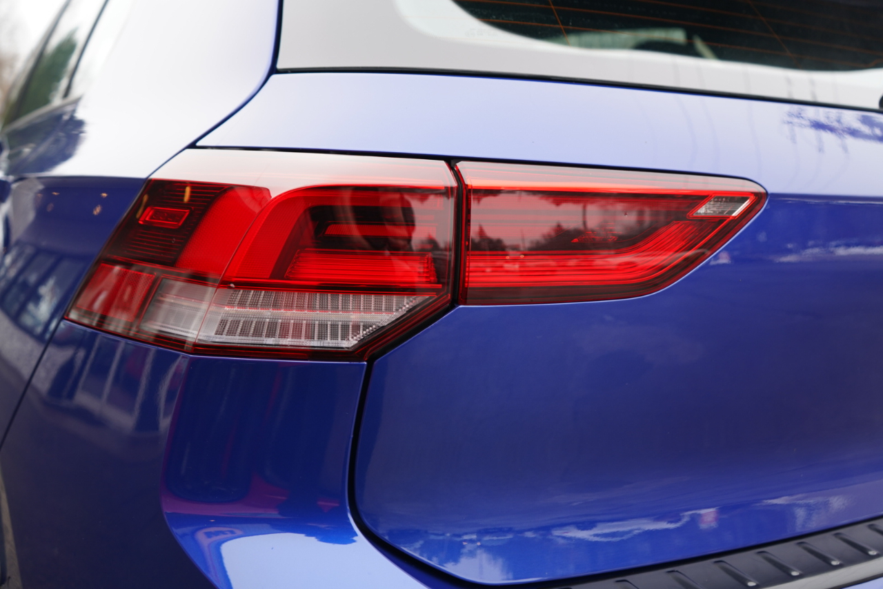 Volkswagen Golf R 2.0T Manual w/DCC/Nav 2023