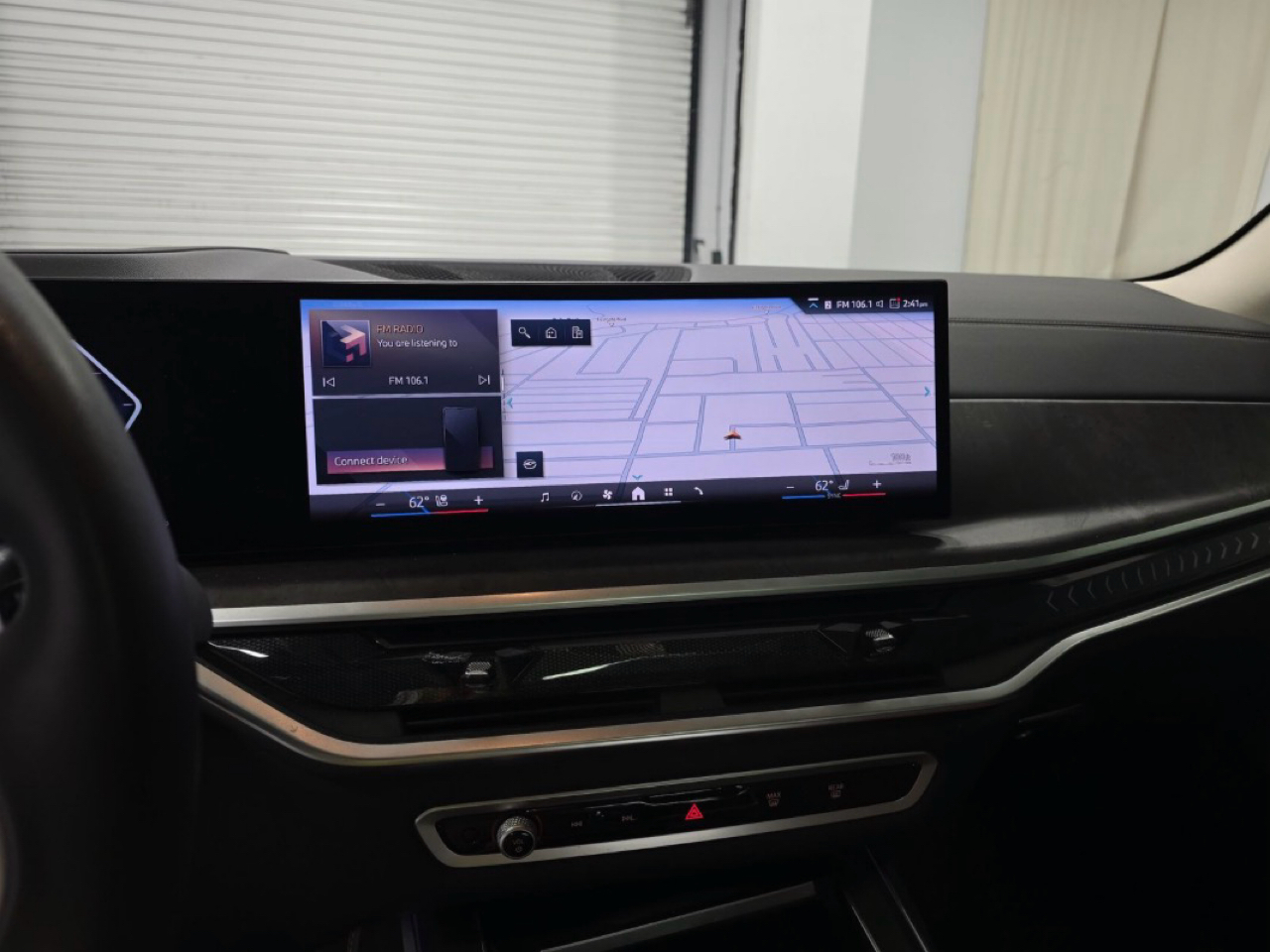 BMW X7 xDrive40i Sports Activity Vehicle 2025