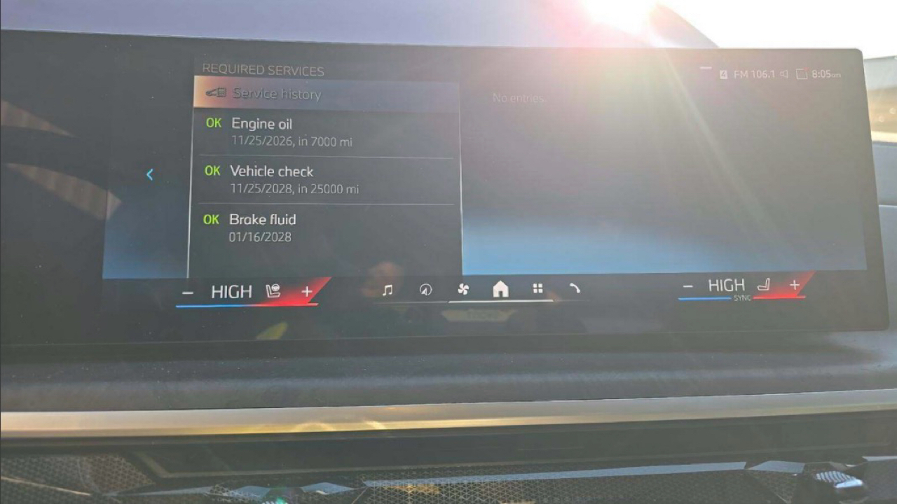 BMW X7 xDrive40i Sports Activity Vehicle 2025