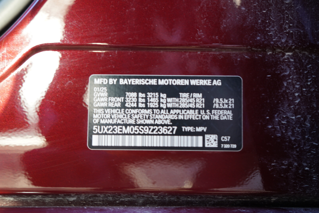 BMW X7 xDrive40i Sports Activity Vehicle 2025