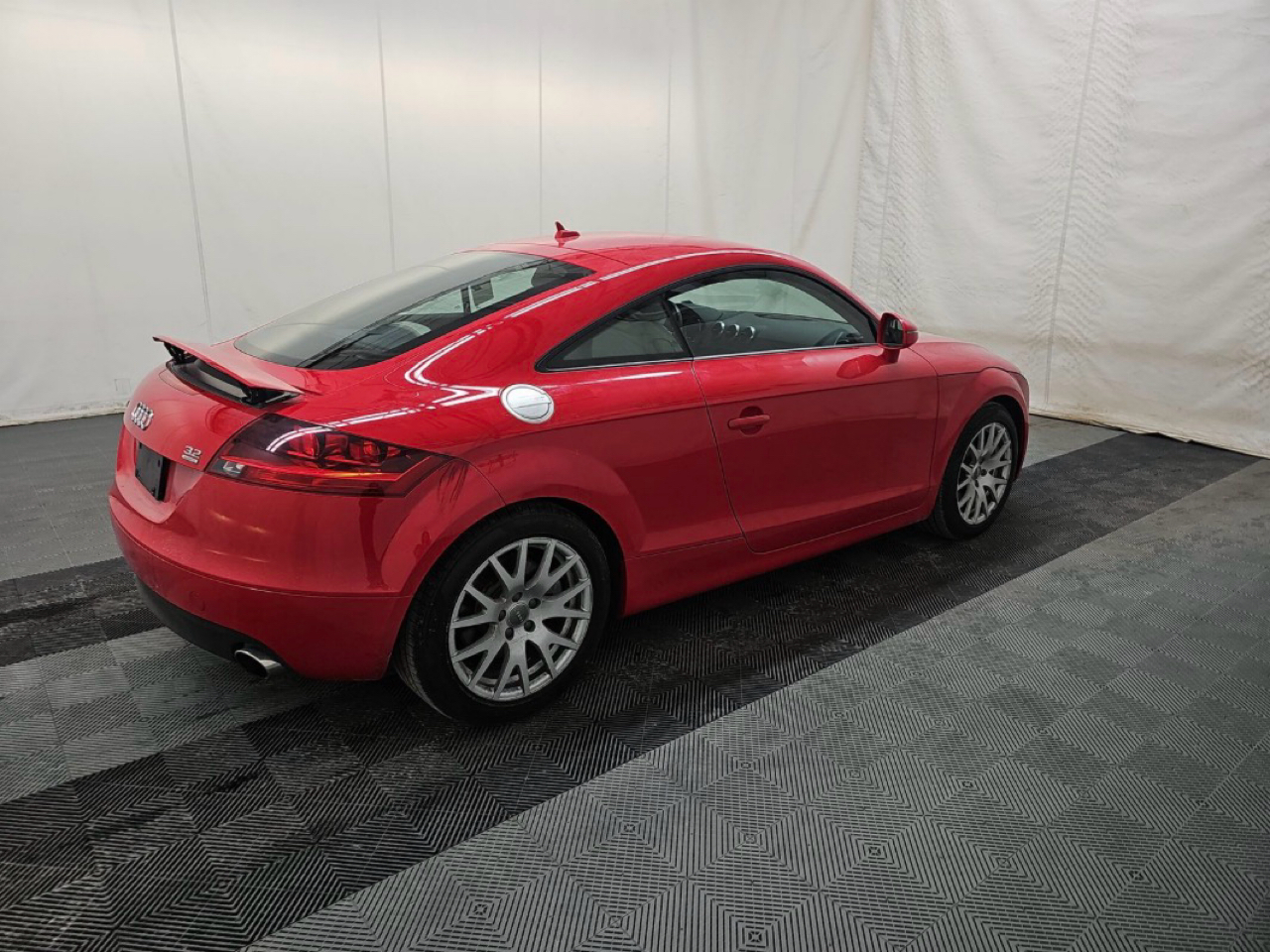 Audi TT 2dr Cpe MT 3.2L quattro Prem Plus 2009