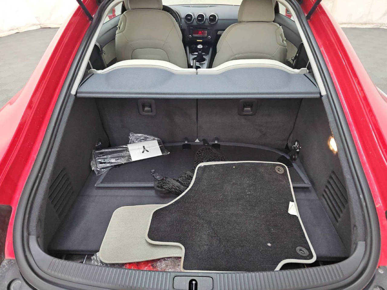 Audi TT 2dr Cpe MT 3.2L quattro Prem Plus 2009