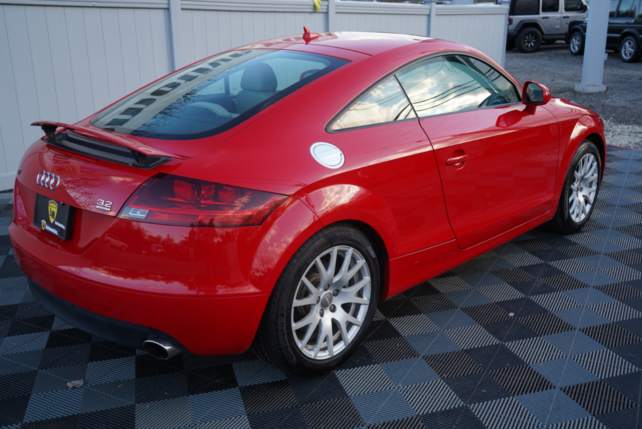 Audi TT 2dr Cpe MT 3.2L quattro Prem Plus 2009