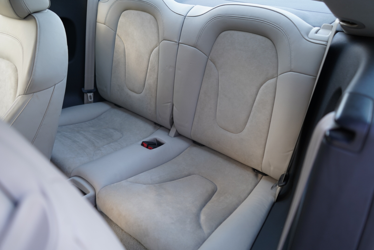 Audi TT 2dr Cpe MT 3.2L quattro Prem Plus 2009