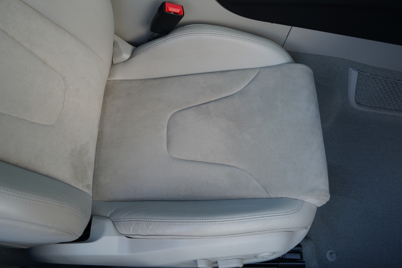 Audi TT 2dr Cpe MT 3.2L quattro Prem Plus 2009