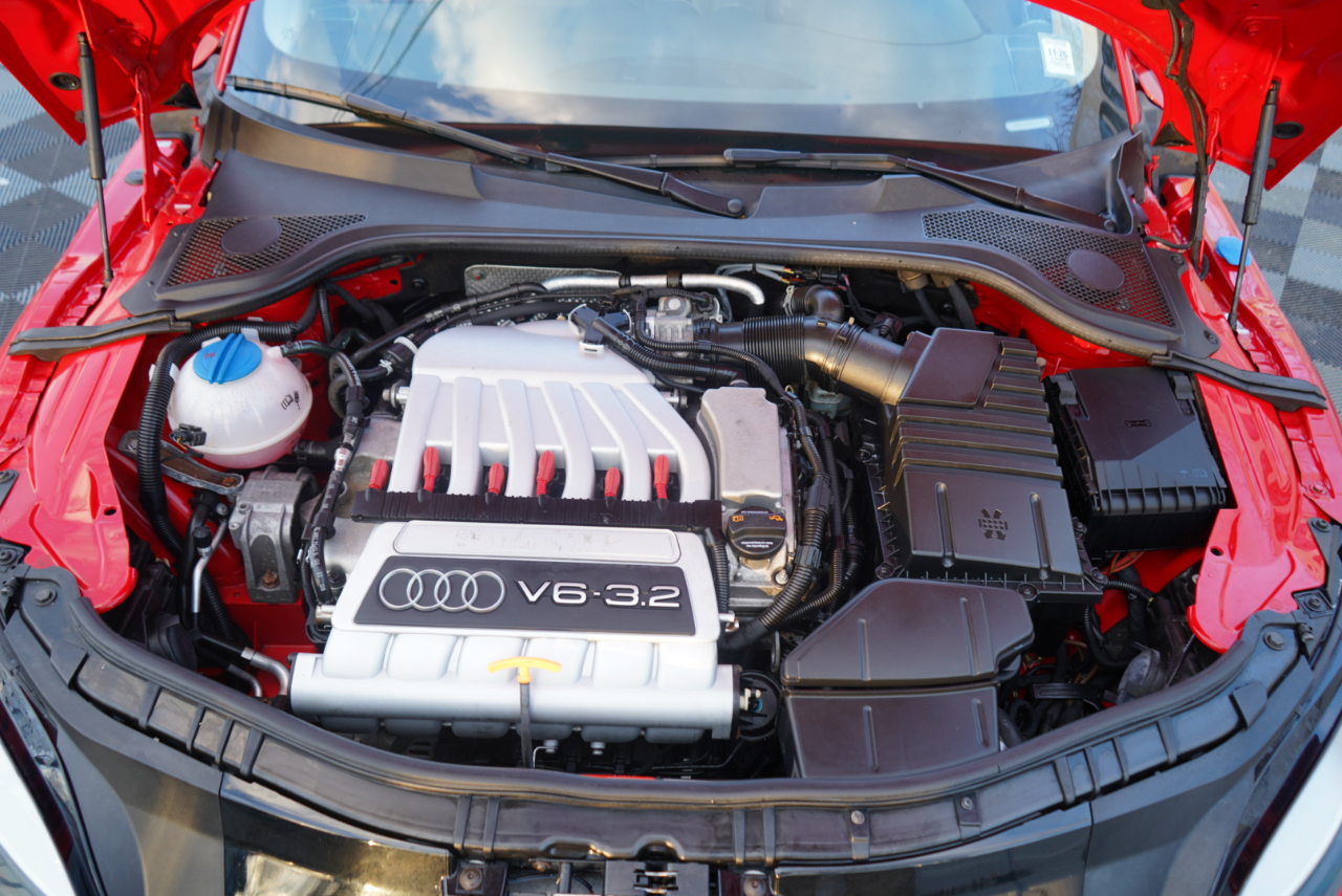 Audi TT 2dr Cpe MT 3.2L quattro Prem Plus 2009