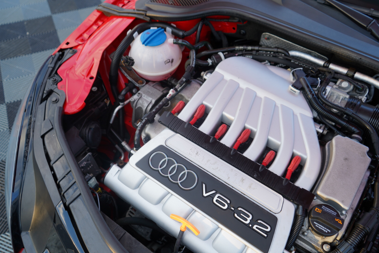 Audi TT 2dr Cpe MT 3.2L quattro Prem Plus 2009