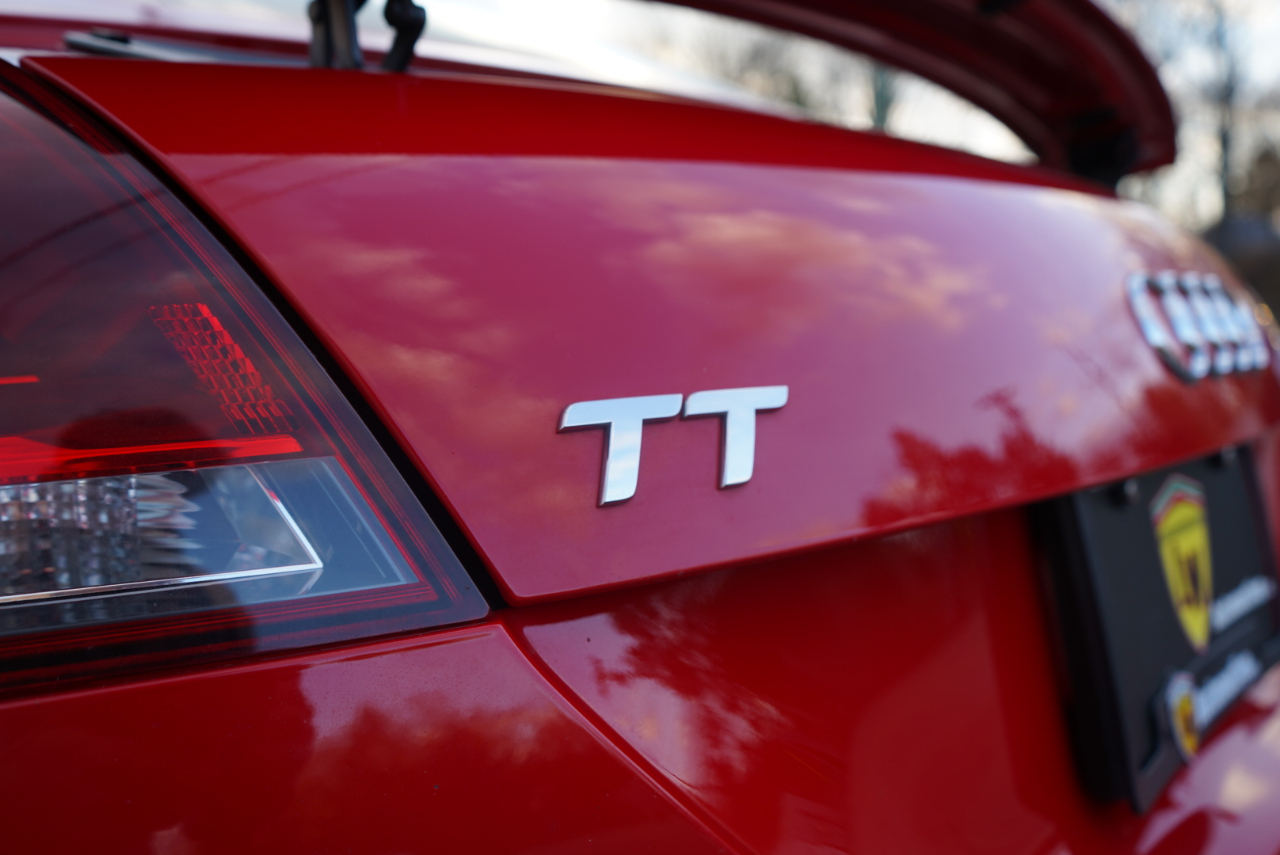 Audi TT 2dr Cpe MT 3.2L quattro Prem Plus 2009