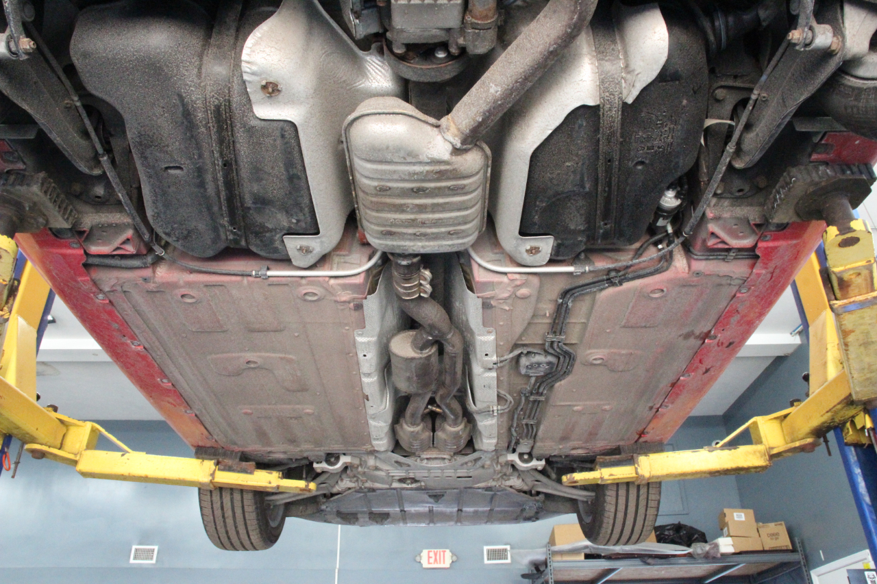 Audi TT 2dr Cpe MT 3.2L quattro Prem Plus 2009