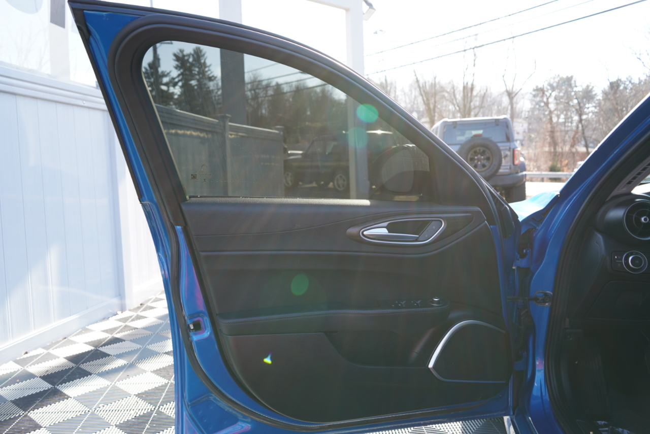 Alfa Romeo Giulia Ti AWD 2021