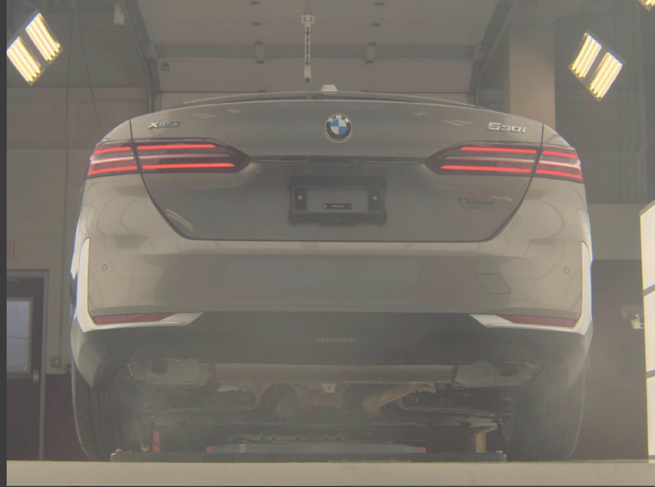 BMW 5 Series 530i xDrive Sedan 2024