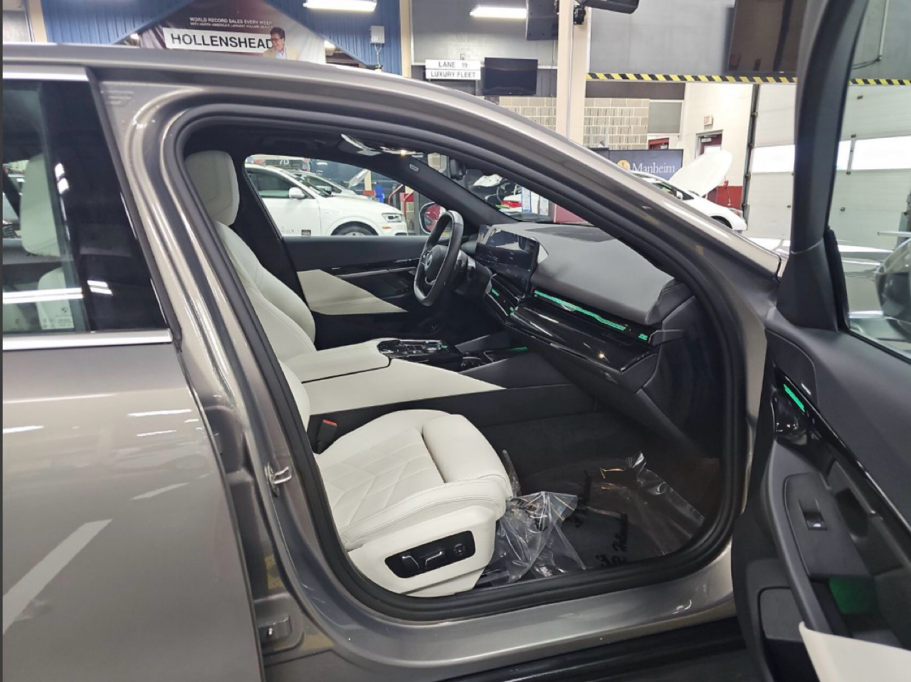 BMW 5 Series 530i xDrive Sedan 2024