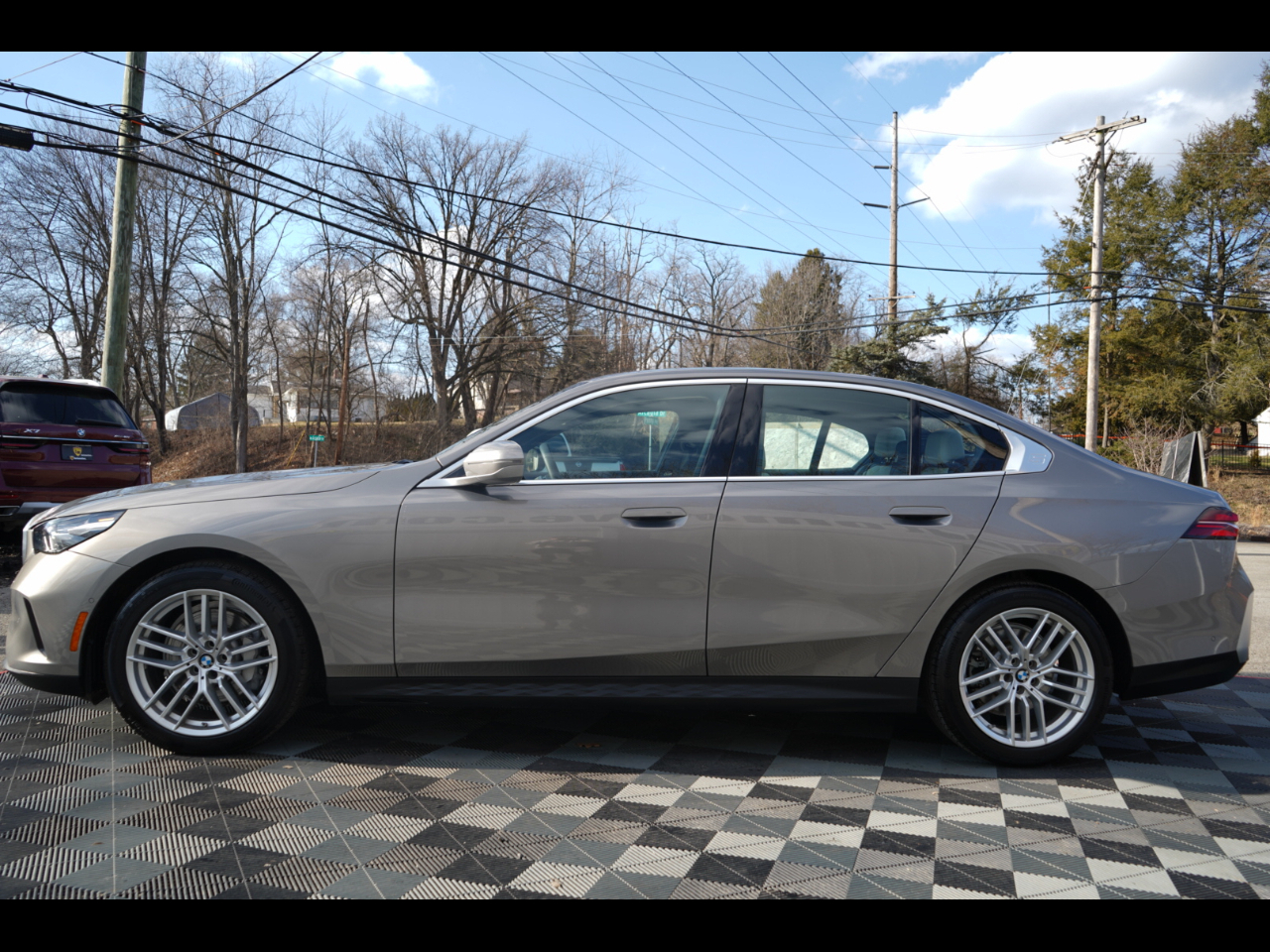BMW 5 Series 530i xDrive Sedan 2024