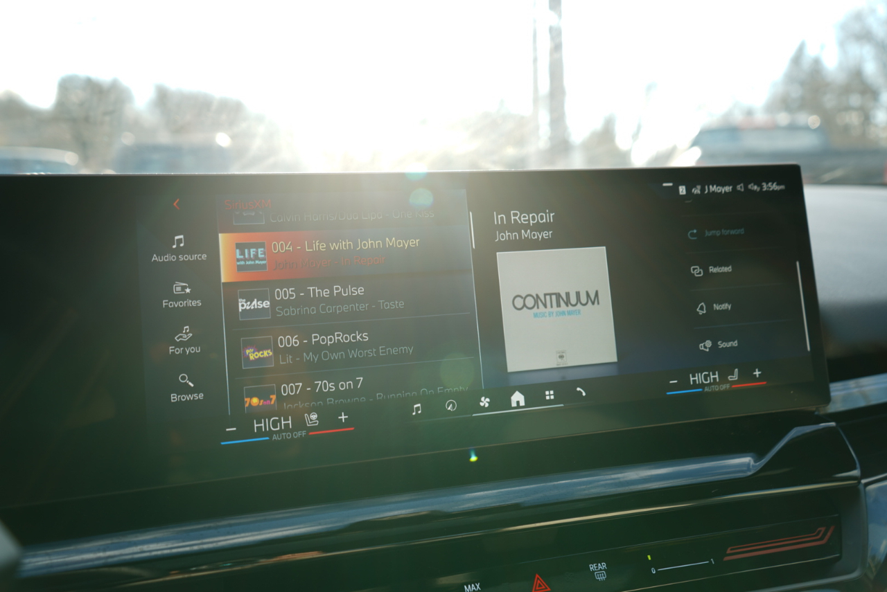 BMW 5 Series 530i xDrive Sedan 2024