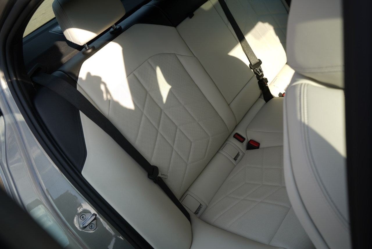 BMW 5 Series 530i xDrive Sedan 2024