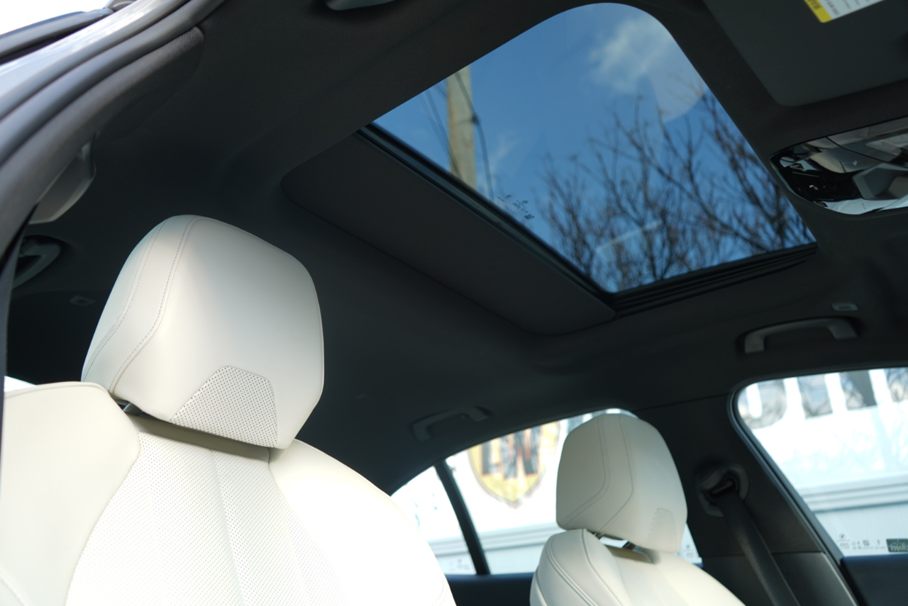 BMW 5 Series 530i xDrive Sedan 2024