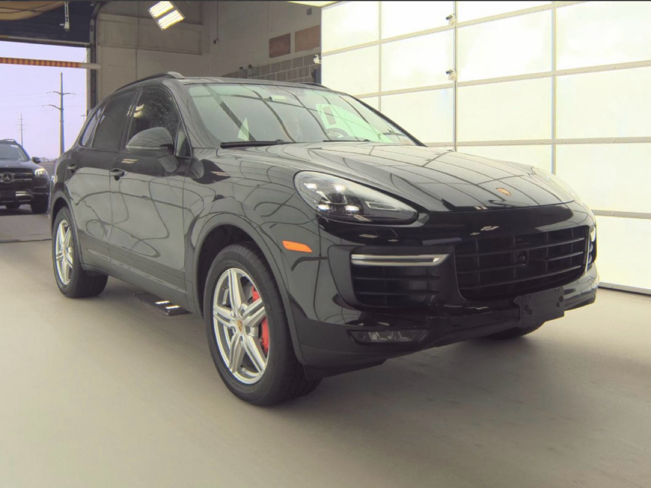 Porsche Cayenne AWD 4dr Turbo 2015