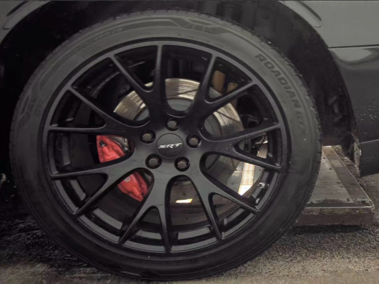 Dodge Challenger 2dr Cpe SRT Hellcat 2015