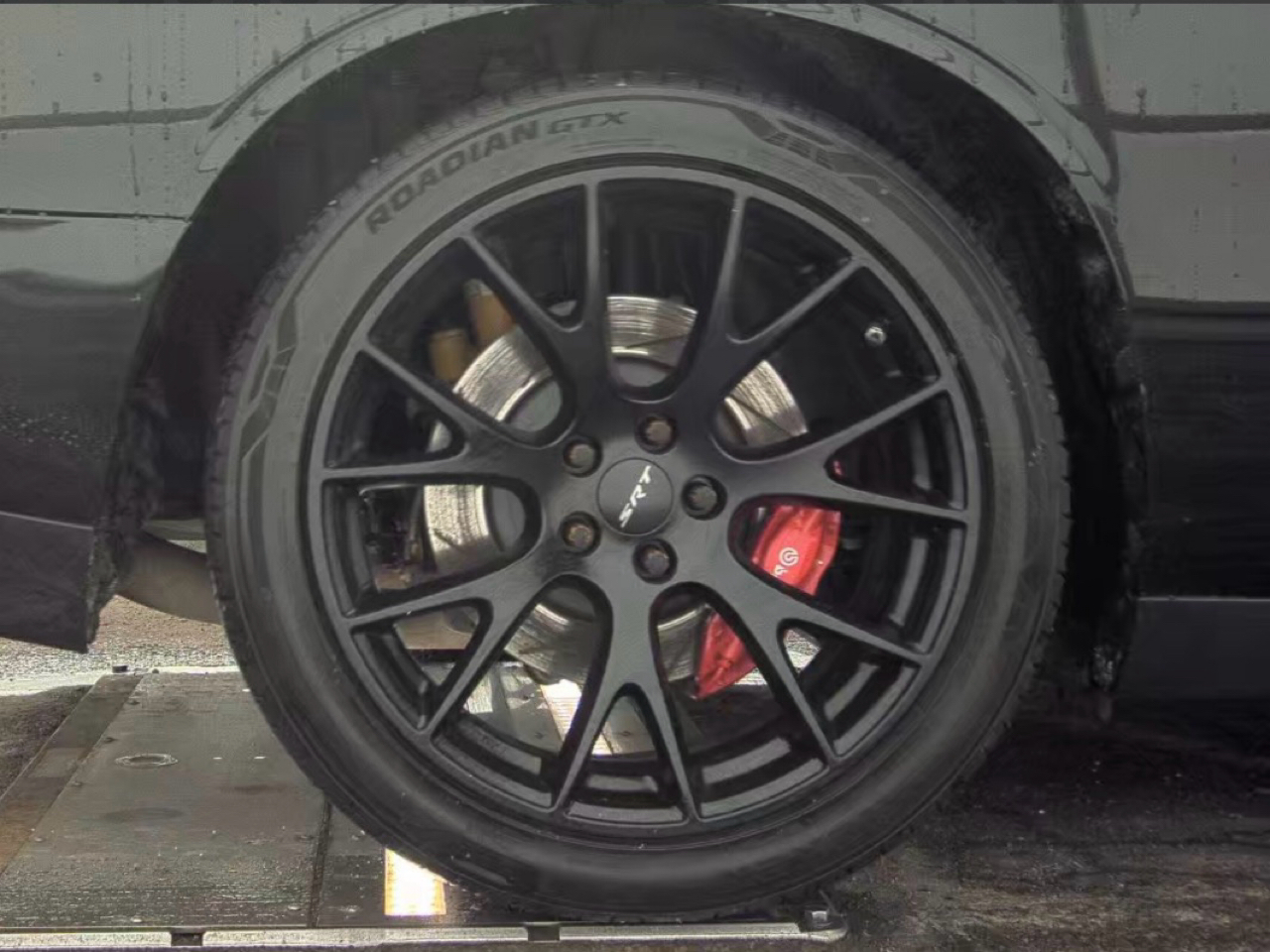 Dodge Challenger 2dr Cpe SRT Hellcat 2015