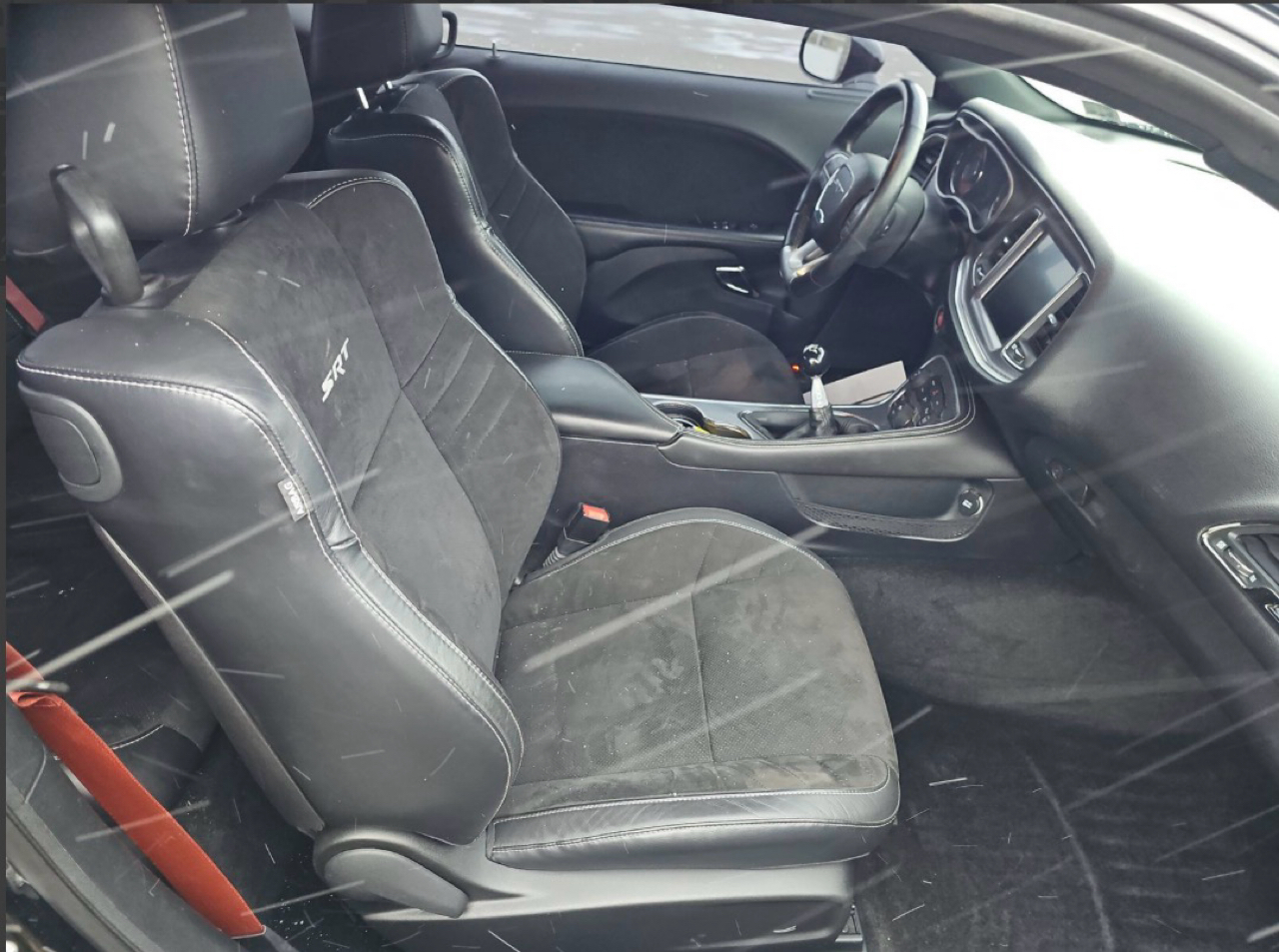 Dodge Challenger 2dr Cpe SRT Hellcat 2015