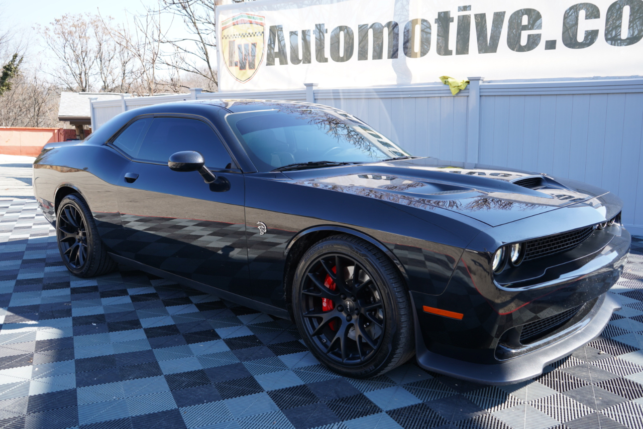 Dodge Challenger 2dr Cpe SRT Hellcat 2015