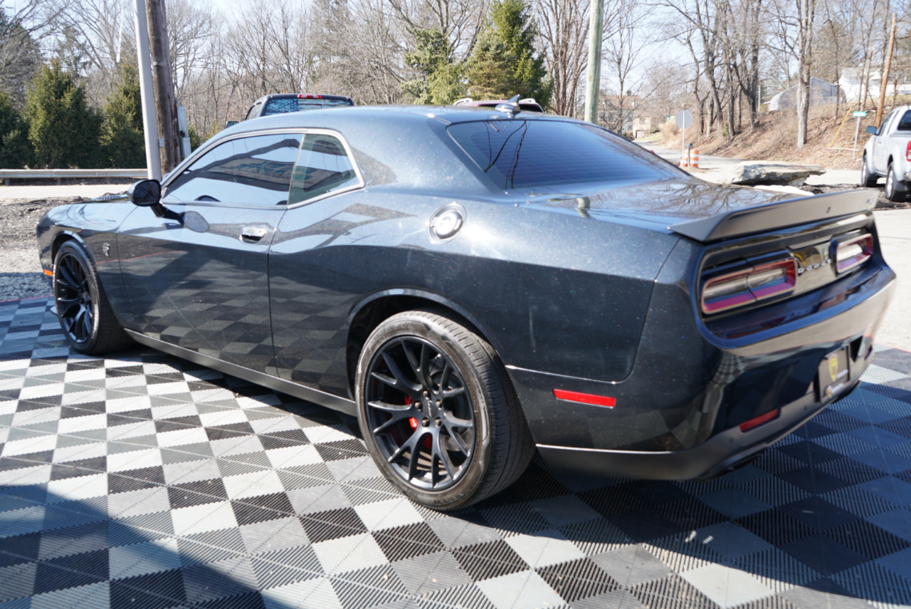 Dodge Challenger 2dr Cpe SRT Hellcat 2015