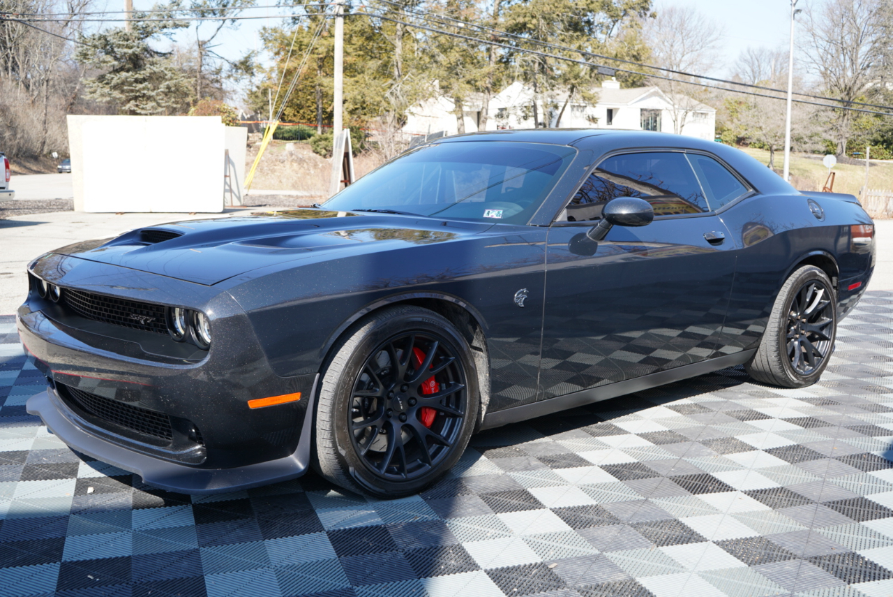 Dodge Challenger 2dr Cpe SRT Hellcat 2015