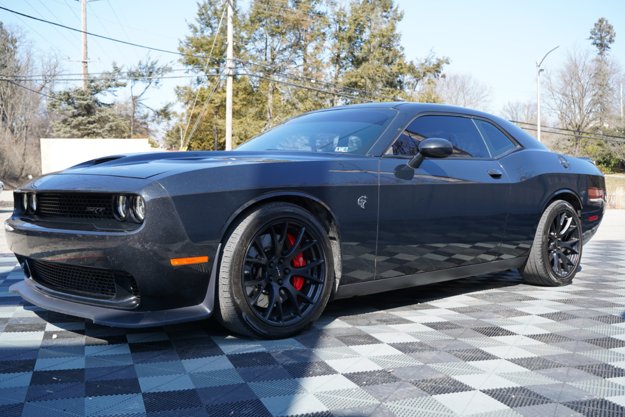 Dodge Challenger 2dr Cpe SRT Hellcat 2015