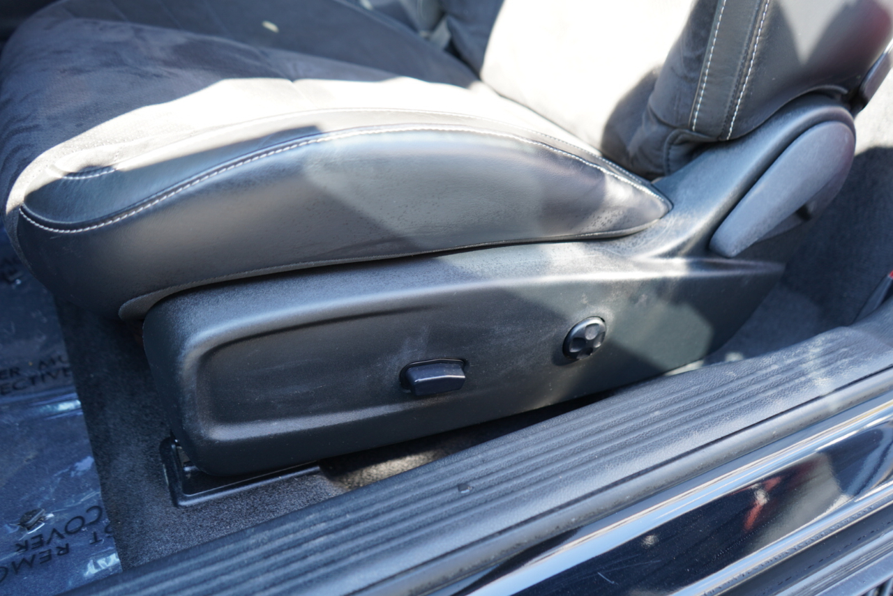 Dodge Challenger 2dr Cpe SRT Hellcat 2015