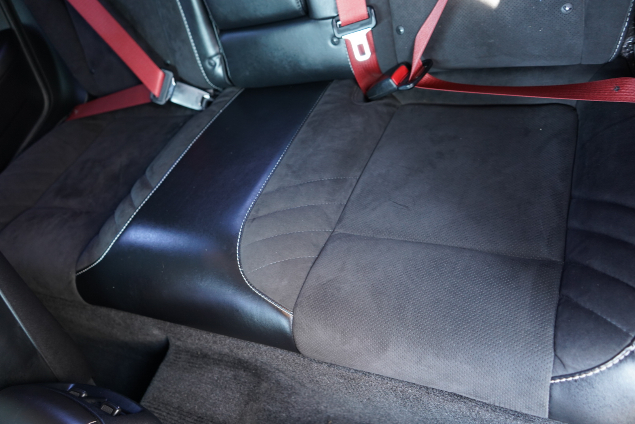 Dodge Challenger 2dr Cpe SRT Hellcat 2015