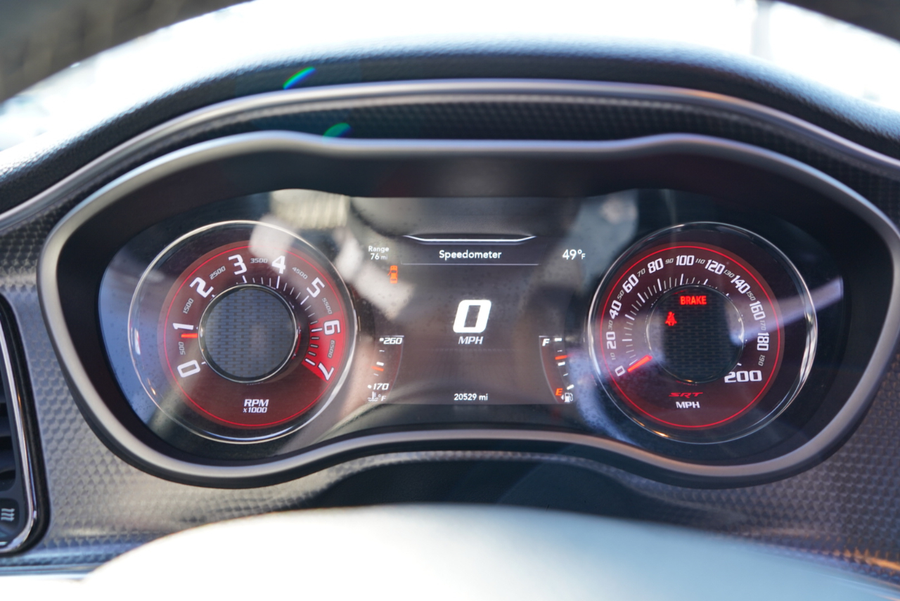 Dodge Challenger 2dr Cpe SRT Hellcat 2015