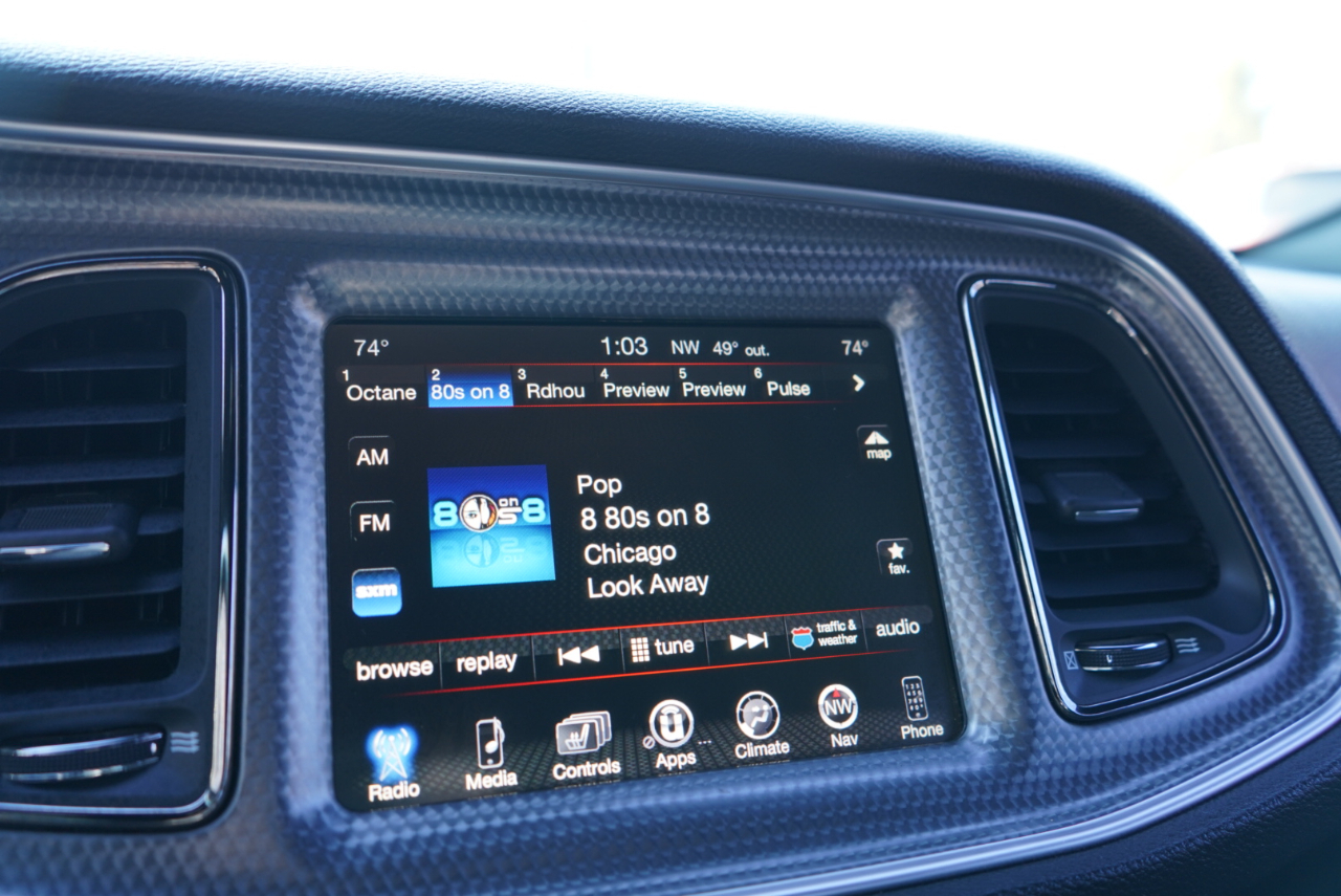 Dodge Challenger 2dr Cpe SRT Hellcat 2015