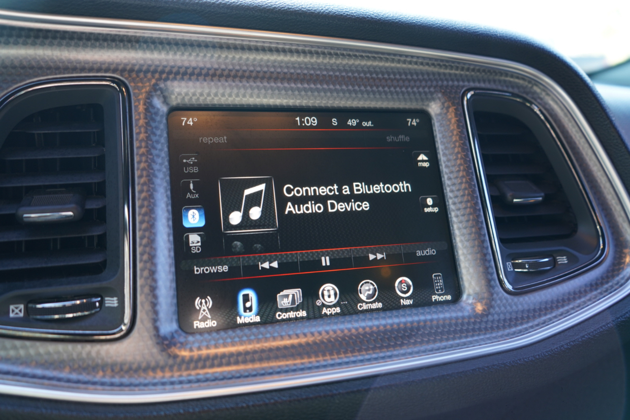 Dodge Challenger 2dr Cpe SRT Hellcat 2015