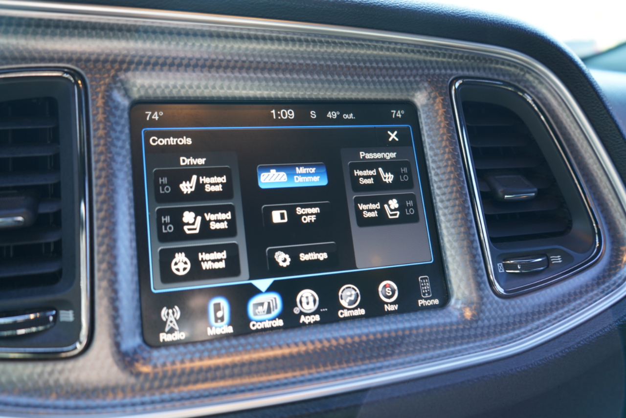 Dodge Challenger 2dr Cpe SRT Hellcat 2015