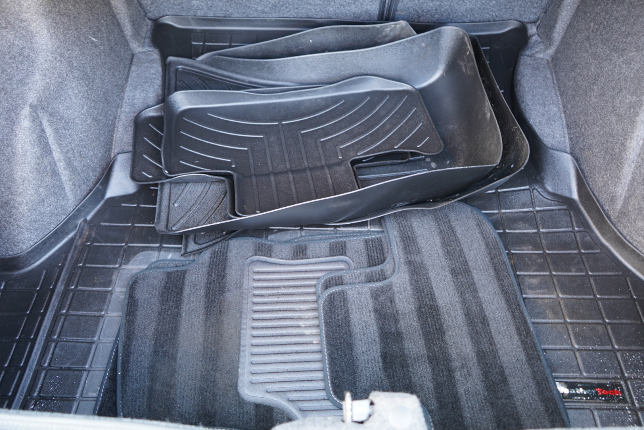 Dodge Challenger 2dr Cpe SRT Hellcat 2015