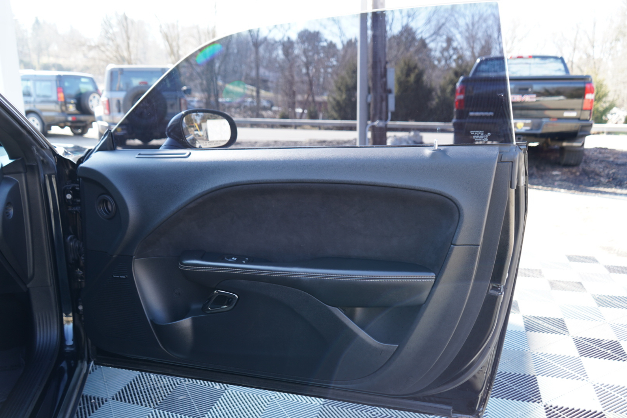 Dodge Challenger 2dr Cpe SRT Hellcat 2015